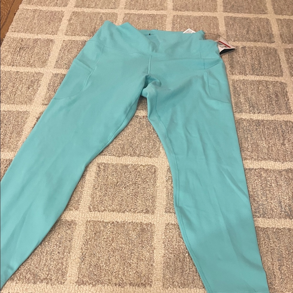 Nike Women's Turquoise Leggings